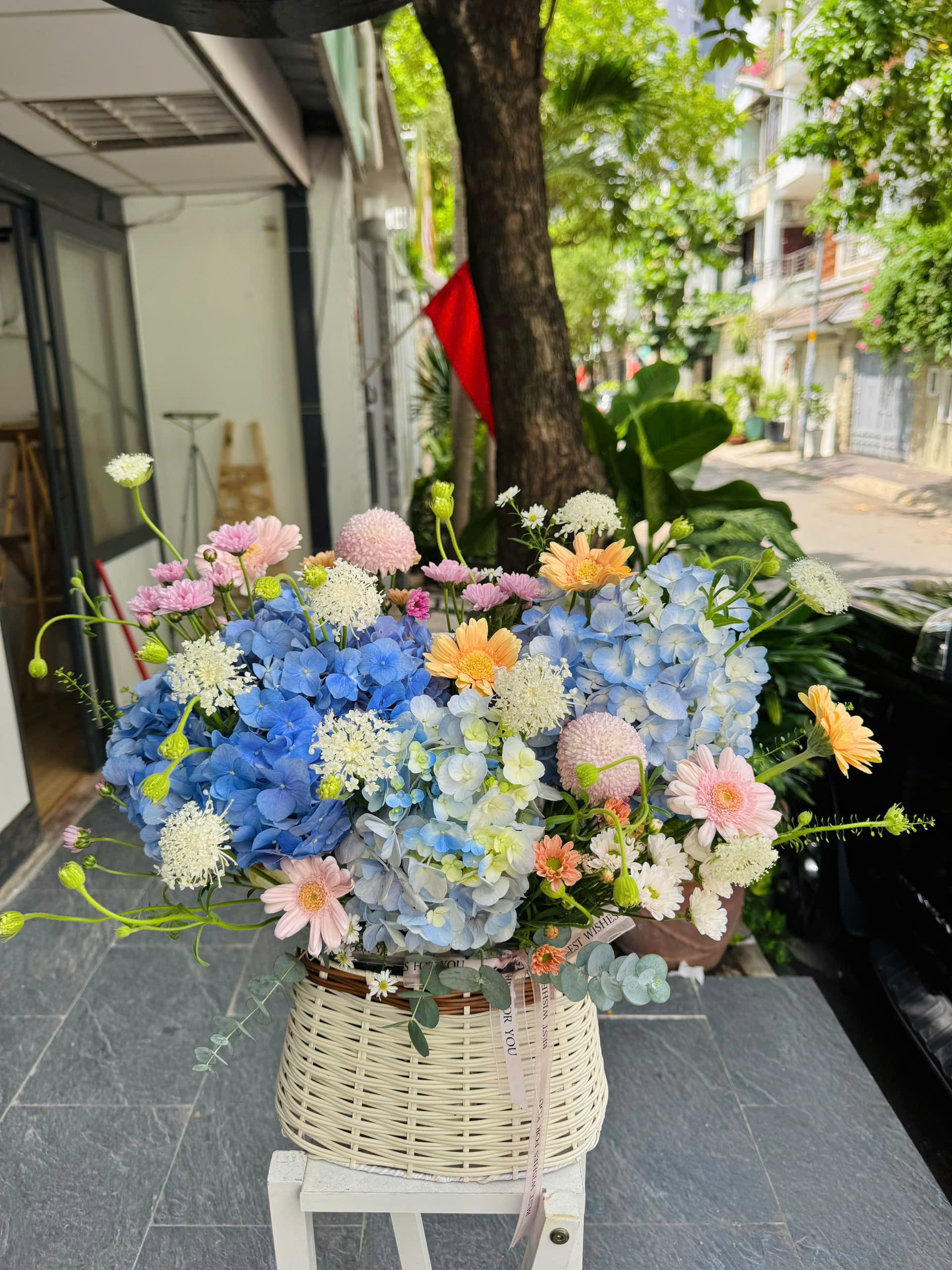 Giỏ Hoa Cloud & Bloom