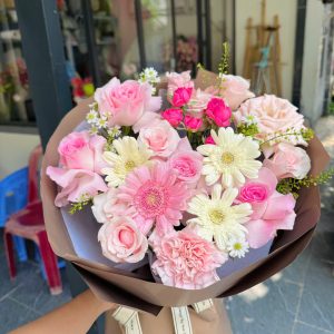 Pink Symphony – Bó Hoa Hồng Pastel Phối Hoa Đồng Tiền